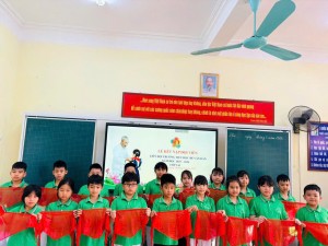 LỄ KẾT NẠP ĐỘI VIÊN MỚI - DẤU ẤN TỰ HÀO CỦA THIẾU NHI TRƯỜNG TH BẾ VĂN ĐÀN